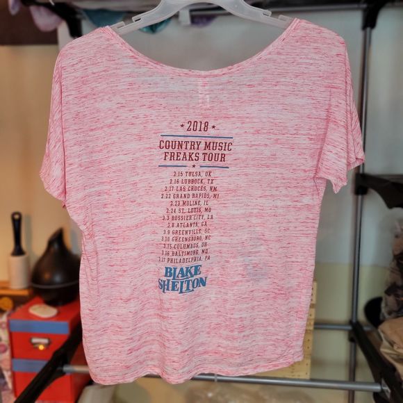 Bella Tee SS Country Music Freak Blake Shelton 2018 Tour Pink - Size Medium - Picture 4 of 5
